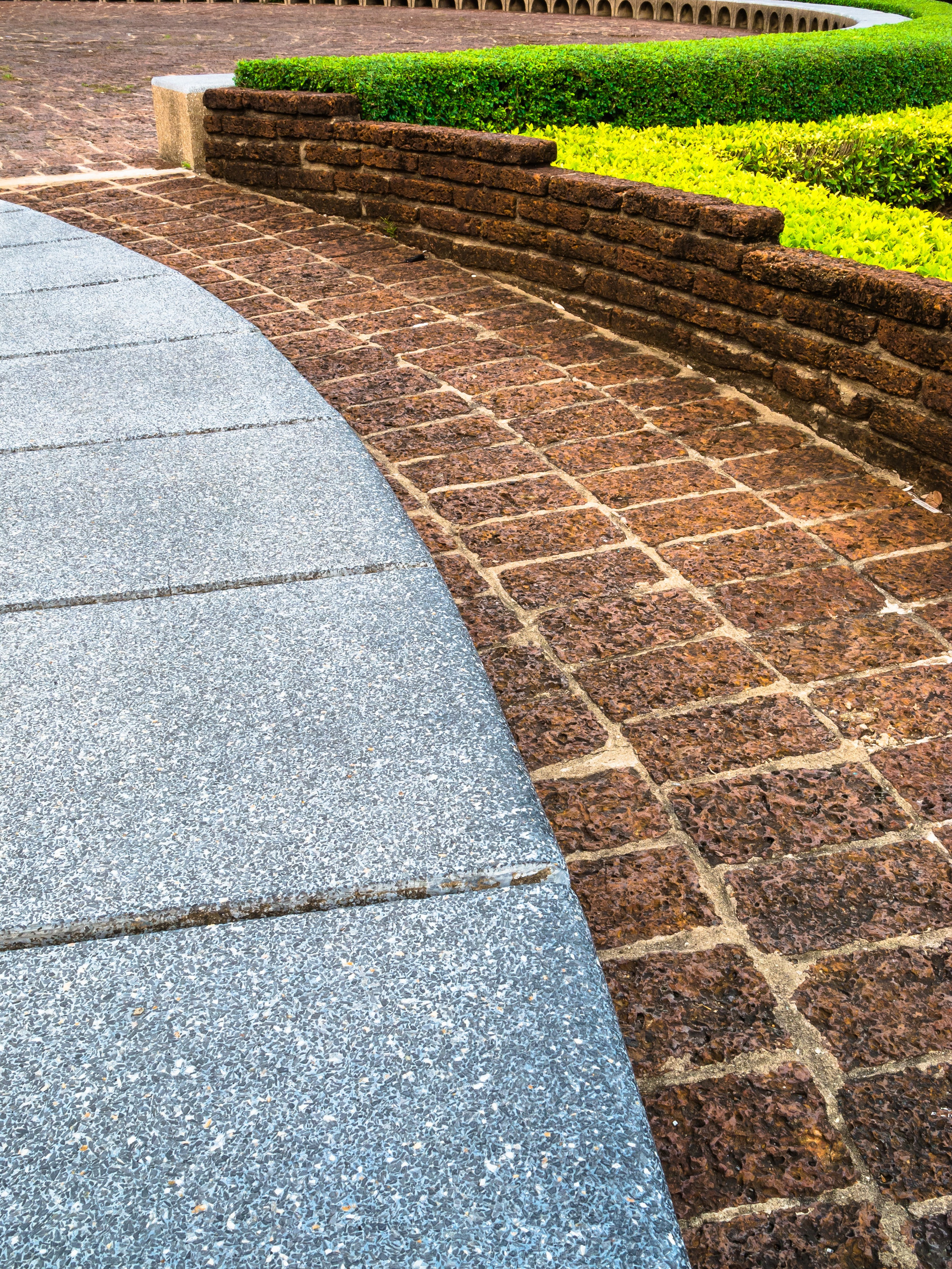 Commercial hardscaping in Little Rock 